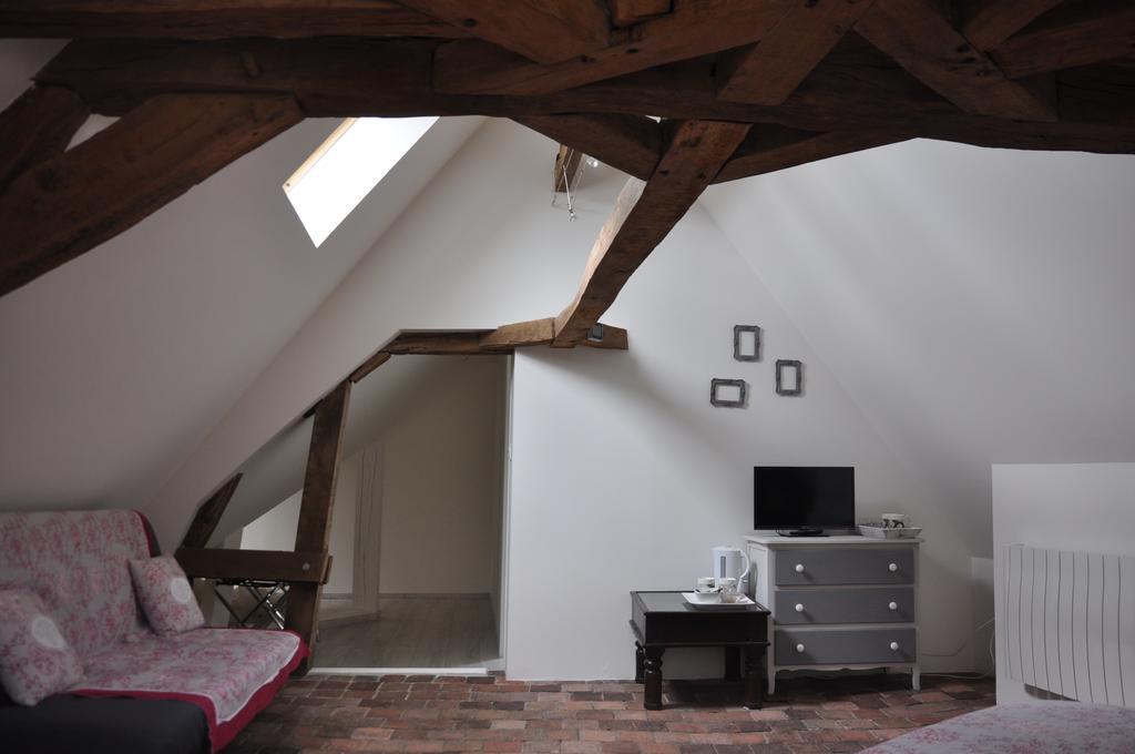 B&B Le Relais Des Saints Peres Auxerre Habitación foto
