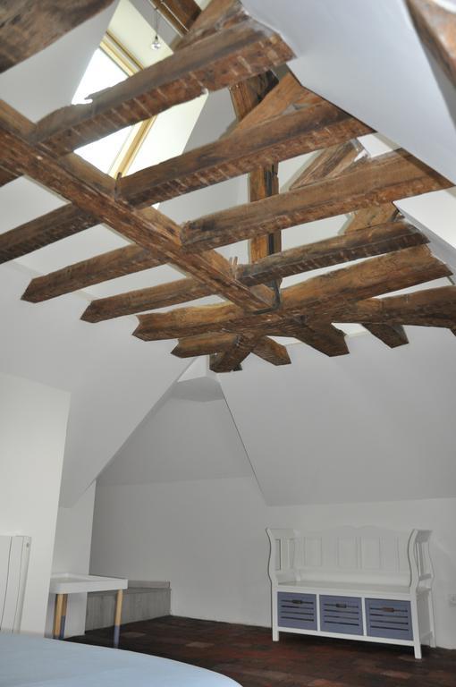 B&B Le Relais Des Saints Peres Auxerre Exterior foto