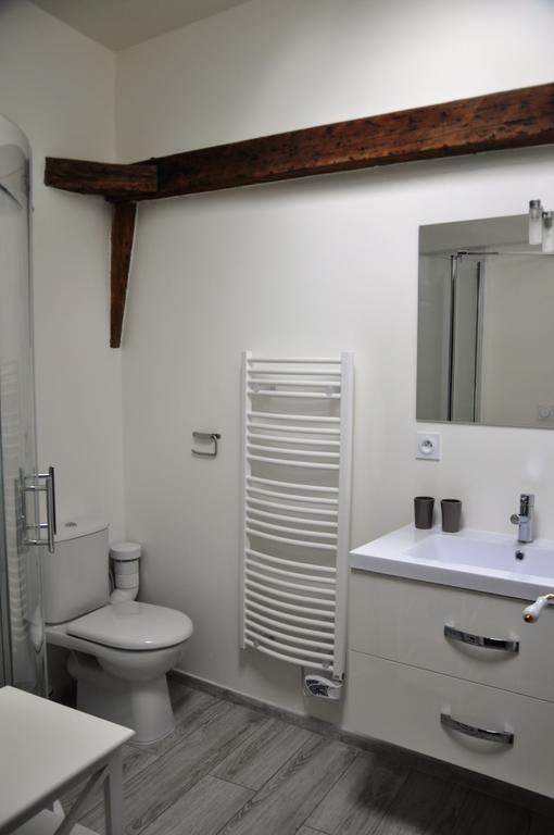 B&B Le Relais Des Saints Peres Auxerre Exterior foto