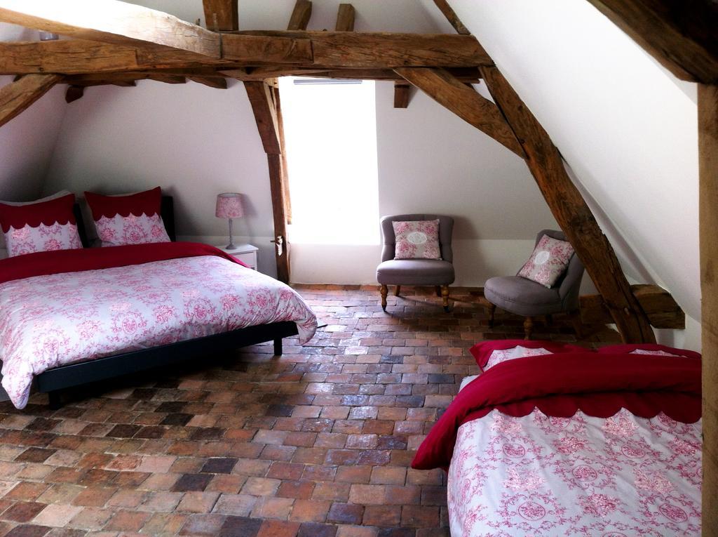B&B Le Relais Des Saints Peres Auxerre Exterior foto