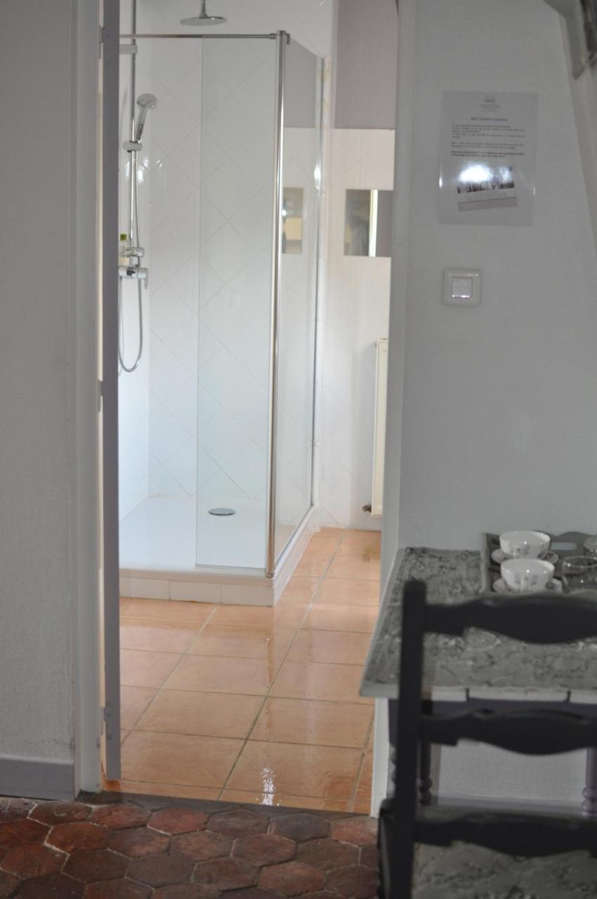 B&B Le Relais Des Saints Peres Auxerre Exterior foto
